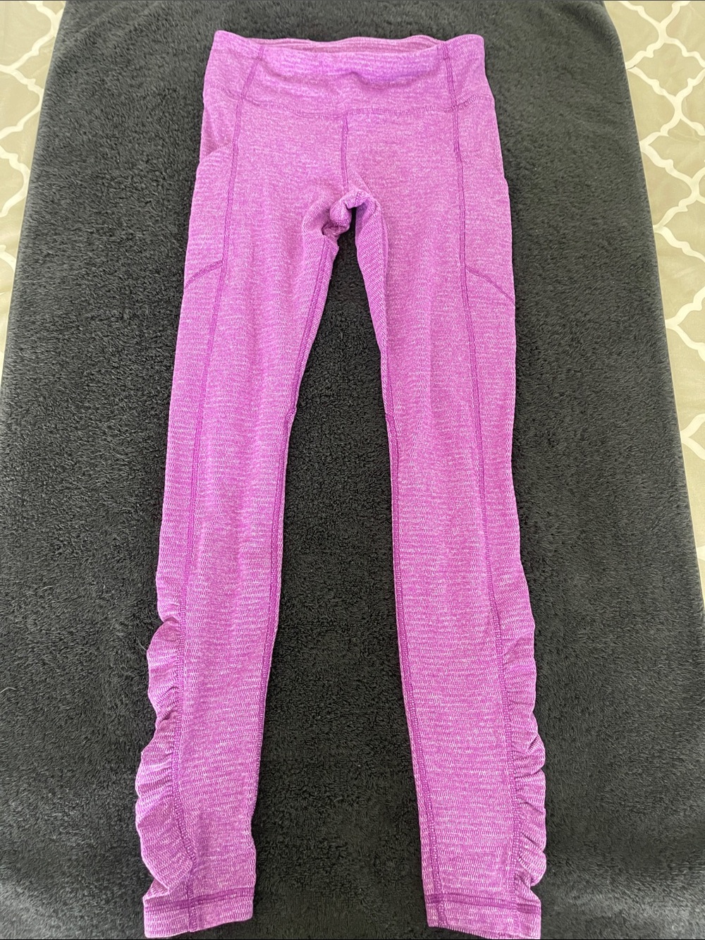 Lululemon Women’s Heathered Purple Leggings with Side and Back waistband pocket